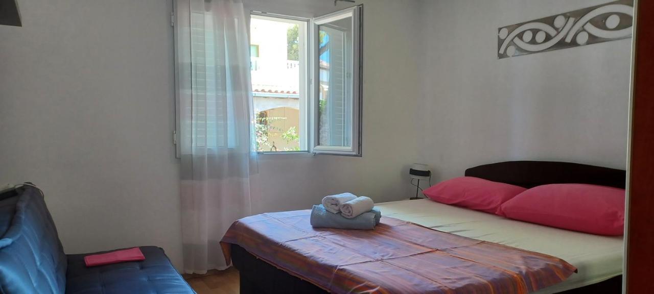 Blue Sea Blue Sky Apartman Lovište Kültér fotó