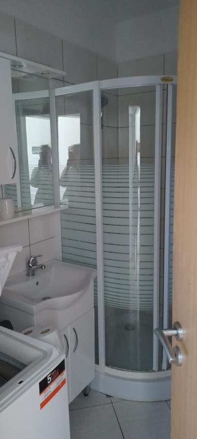 Blue Sea Blue Sky Apartman Lovište Kültér fotó