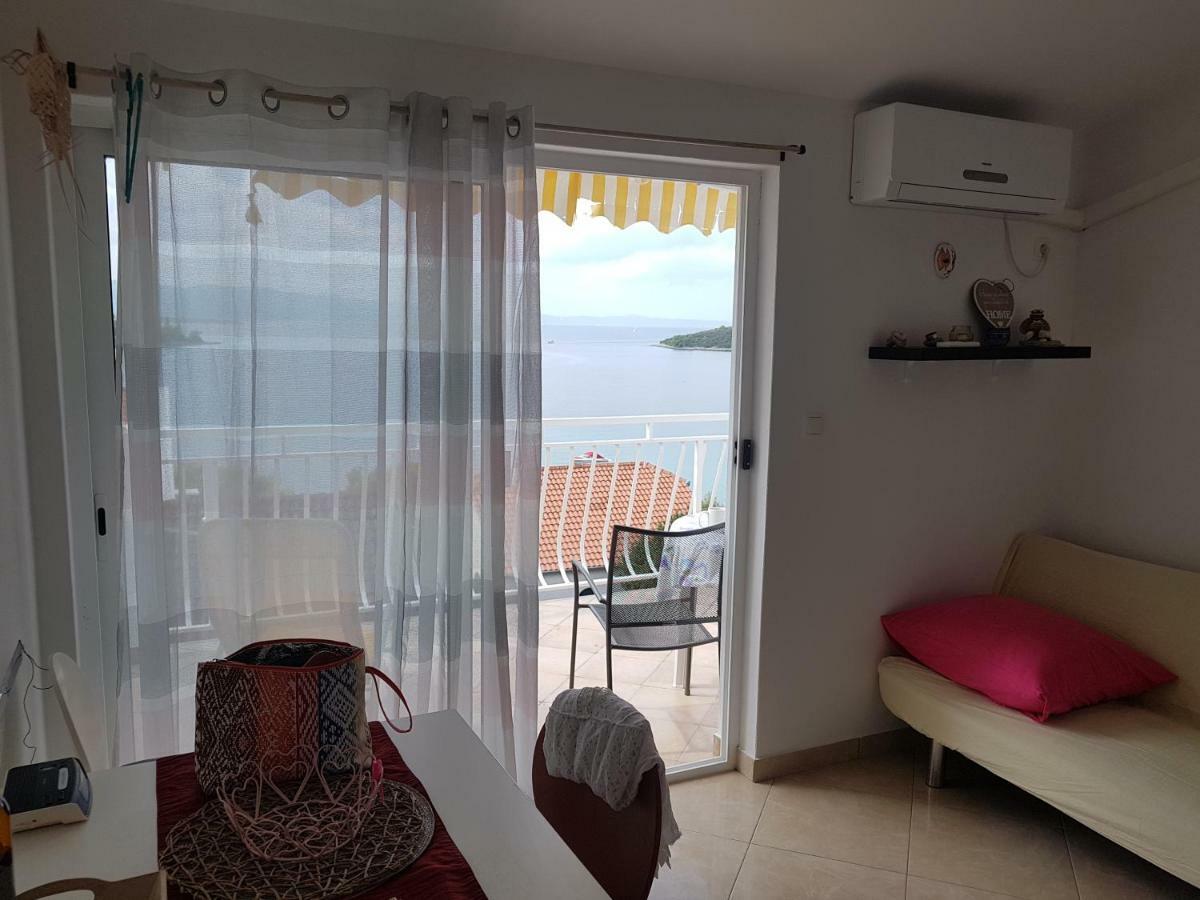 Blue Sea Blue Sky Apartman Lovište Kültér fotó