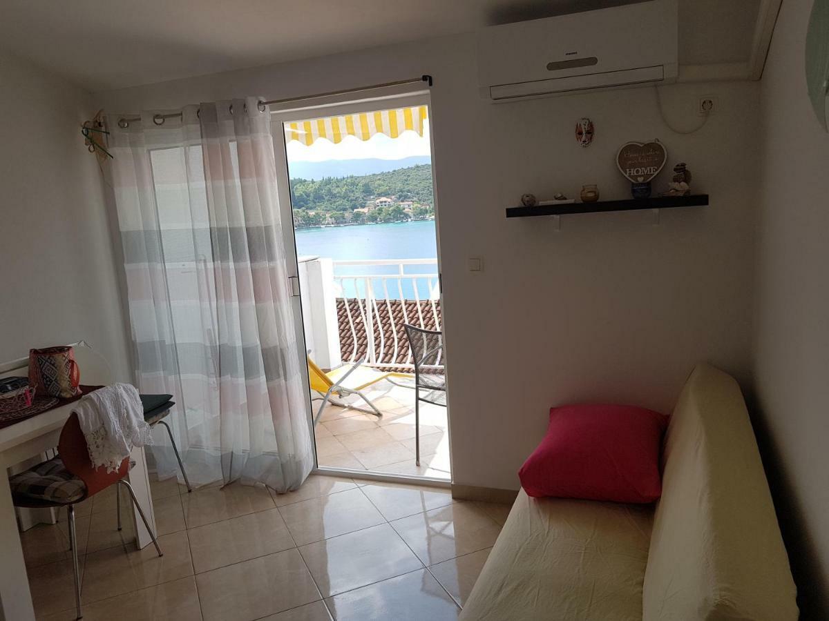 Blue Sea Blue Sky Apartman Lovište Kültér fotó